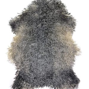 Eko Glansigt Gotländskt Fårskinn i Grå & Råvita Nyanser – 123×88 cm.