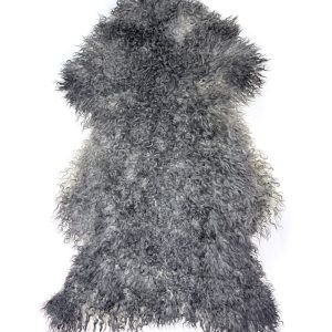 EKO Gotländskt Fårskinn med Grå & Vita Nyanser – 135×78 cm.